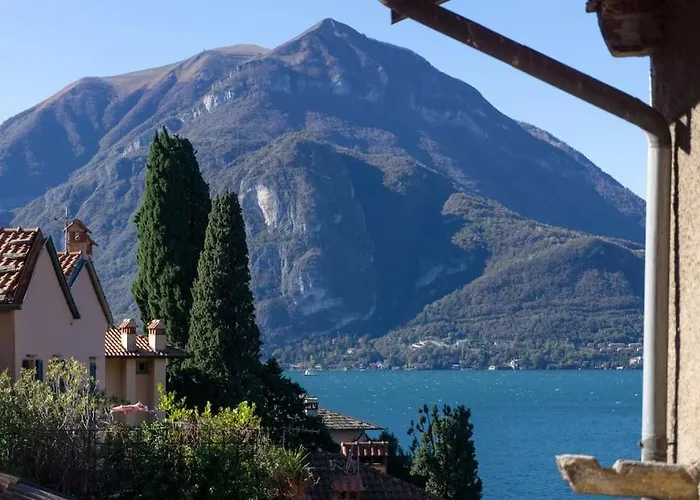 Varenna-center Cosy-house View