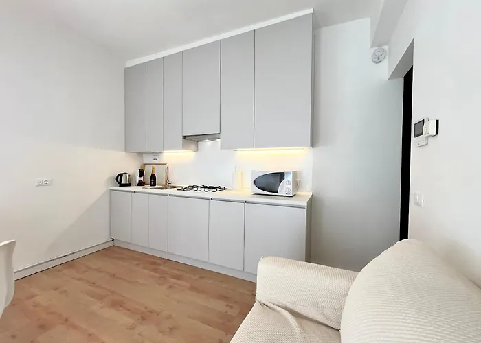 Varenna-center Cosy-house View * Βαρένα